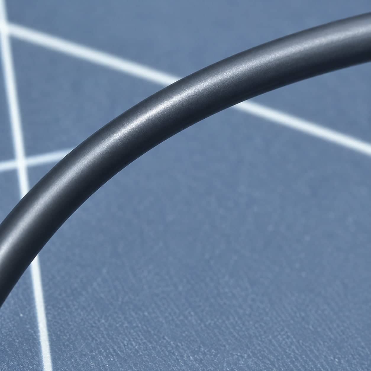 Catheter shaft curving smoothly — the deflectable section